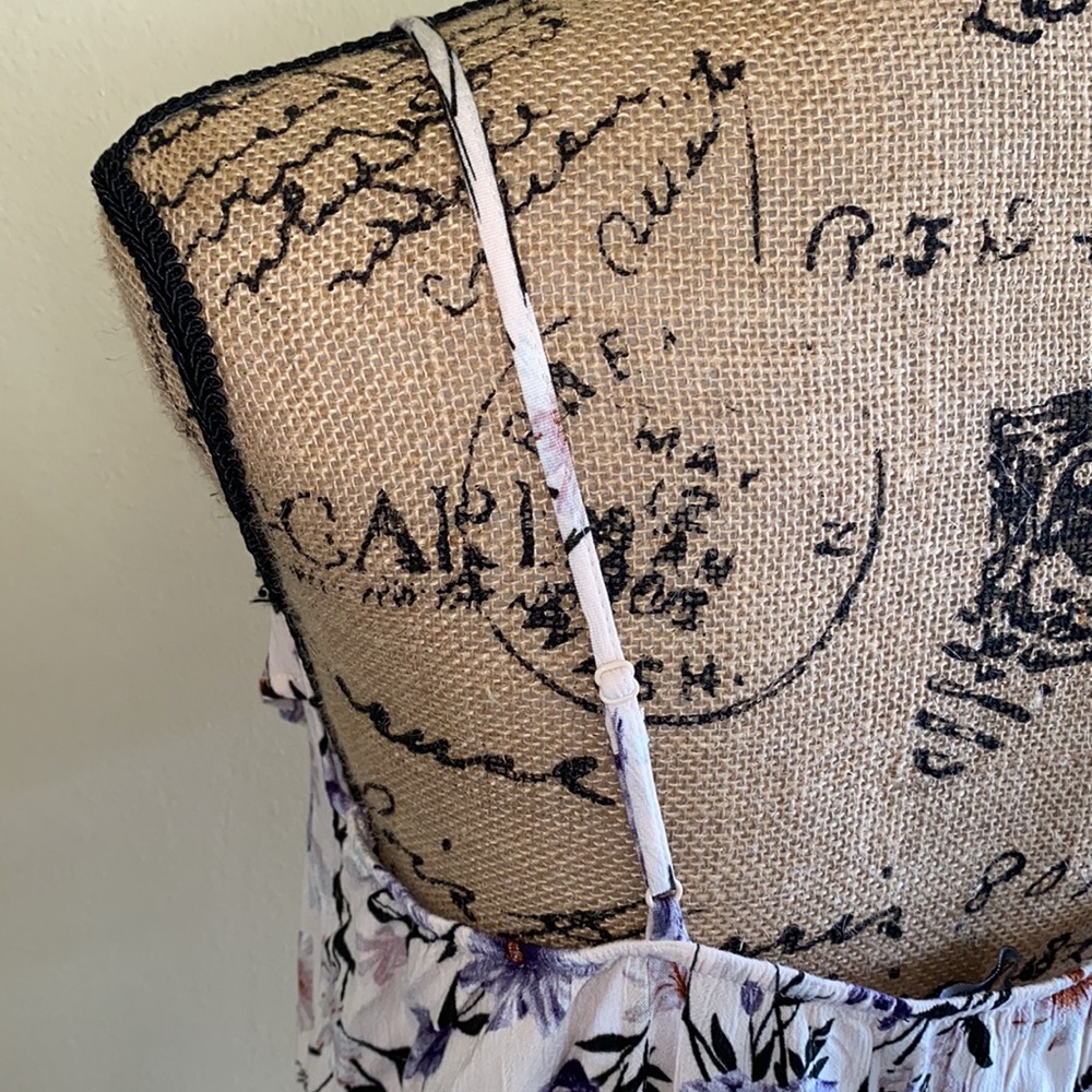 🆕American Eagle Flowy Floral Crop Top - Picture 6 of 8